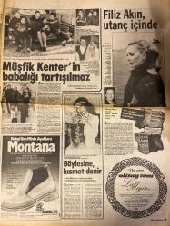 HAFTA SONU GAZETESİ DOĞUM GÜNÜ HEDİYESİ  ( Turkish Newspaper ) - 5 ARALIK 1980 -TAM TAKIM 12 SAYFADIR -Zerrin Özer-Emel Sayın – Selçuk – Bülent Ersoy – Zeki Müren – Nigar Uluerer – Afet Alpman – Müşfik Kenter – Melike – Tanju – Nihal Köker – Yüksel Uzun – Müjde Ar – Safiye Filiz – Tüppa İsaçısı – Şükrü – Caroline – Gianinne Feccio – Kaya Mutlu – Gökben – Kemal – Gül – Hülya Süer – Ayten – Özlem – Filiz Akın – Suna Yıldızoğlu – Hacer – Mehmet Ali Cankes – Ümit – Selçuk Aslan – Şevval – Şahin – Güler – Şener – Ayça – Ferdi – Serap – Feryal – Ayla – Müjgan – Sadi – Sevim – Şenay – Bülent Ersoy ve Zeki Müren dudak dudağa iki erkek – Çiğ bir barışma – Benim için şarkıcılık bitti – Gözlerinin bozulması hep ağlamalı gecelerin sonucudur – Postacılar artık Emel Selçuk çiftine çalışıyor – Dudak dudağa iki erkek – Bu ne sevgi aaah – Onlara göre bu bir şaka – Gülüm ne kadar güzel – Gülünecek hal kalmamış – Gülen kadın – Bugünün artistleri kendileriyle yarışıyor – Üç mum yak seyrine bak – Romantik