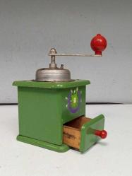 Antika El Boyama Avrupa Kahve Değirmeni