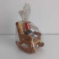 Standında Avşa minyatür şarap