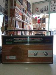 VINTAGE TORSAN 9 TRANSISTOR RADYO PİLLİ - CEREYANLI (KABLOSU MEVCUT DEĞİL)