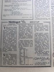 Milliyet Gazetesi - Turkish Newspaper - 4 Ekim 1965 - CHP hükümet kurabilir mi yazan Abdi İpekçi Başmakale - İsmet İnönü ve Demirel Karadeniz'de - bazı Adalet partililer içinde İsmet İnönü'nün bulunduğunu sandıkları arabaya taş attılar - İsmet İnönü Toprak reformu yapmadan çekilmem fotoğraf - Adalet Partisi lideri Süleyman Demirel Zonguldak'ta konuştu - Süleyman Demirel CHP beceriksizlik ve atalet içinde - Adalet Partili kadınlar göbekli toplantı yaptı fotoğraf - Türkiye İşçi Partisi Taksim'de büyük bir miting yaptı - Mehmet Ali Aybar 1881 kişi 5 milyar kazanıp 300 milyon vergi veriyor - Endonezya Sukarno'ya direnmeye devam ediyor - Kemal Satır Adana mitinginde konuştu Süleyman Demirel milli birlik komitesi emrinde çalıştı - Alparslan Türkeş özel demeç verdi 14'ler olayında Amerika'nın rolü vardır - Osman Bölükbaşı yarım saat istirahat etti 3 saat konuştu - uyuşturucu maddeler karikatür çizen Turhan Selçuk - dertler ve dertliler yazan Ulunay - Eski hastalık Yazan Refik Erduran