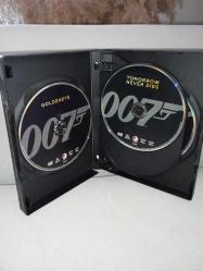 Dvd 007 James Bond Pierce Brosnan Koleksiyonu Goldeneye, Tomorrow Never Dies, The World is not enough, Die Another Day 4xDVD Box Set, Special Edition. Orijinal Türkçe desteği mevcut. Diskler 10 üzerinden 9.5 tertemiz sorunsuz çalışıyor koleksiyonluk