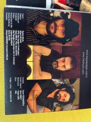 Flört cd (grup elemanlarndan imzalı)