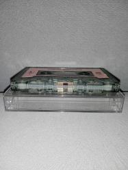 Kaset Cengiz Kurtoğlu Unutulan albümü. Orijinal dönem Kağıt Baskı kartoneti yok, baştan sona sorunsuz çalışıyor.