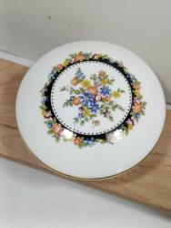 RF62------İNGİLİZ WEDGWOOD PORSELEN KUTU