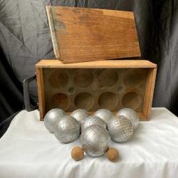 1950 Fransa, Orijinal Ahşap Kutulu 8 Toplu OBUT Dog Petank Seti