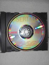 CD Sertab Erener Lal albümü. Orijinal 1994 kırmızı bandrollü dönem baskı. Disk 10 üzerinden 9.5 temiz sorunsuz çalışıyor koleksiyonluk