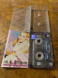 HİLAL ÖZDEMİR - BU BENDEKİ ESKİ YARA - KASET