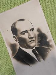 Atatürk, Mustafa Kemal Atatürk Fotoğrafı. Orijinâl Albümden çıkma.