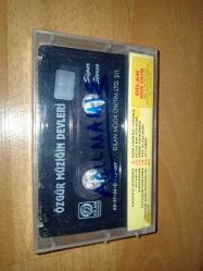 Özgür müziğin devleri kaset (Ahmet Kaya Selda Ferhat Tunç) (ambalajında sıfır)