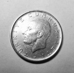 539// 1 Lira 1966 çil altı