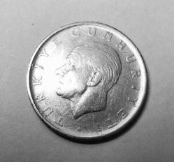 540// 1 Lira 1966 çil altı