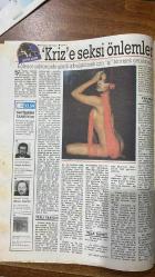 PAZAR  EKSPRESS HÜRRİYET DERGİSİ - 24 ŞUBAT 1991 -BİR RENK MASALI - 68 KUŞAĞI BEYAZPERDEDE - BEKLE DEDİM GÖLGEYE - TAVUSKUŞU GİBİ KADIN - UYUMLU EKİP ÇALIŞMASI - HALE ROLÜNÜ YAŞIYOR - GÜÇLÜ İKİLİ - 40 YIL ÖNCE SEUL - ATEŞLİ AŞK SAHNELERİ - NEREYE GİDİYORUZ - KOMÜNİSTLERE VERİLECEK CEZALAR - ORHAN OLCAY - TÜMER ARGIN - HALE SOYGAZİ - AYTAÇ ARMAN - ATIF YILMAZ - CÜNEYT ÇALIŞKUR - METİN BELGİN - ÜMİT KIVANÇ - BARIŞ PİR HASAN - FATMA BATUKAN - DUSTIN HOFFMAN - MERYL STREEP - SEDAT SİMAVİ - GENERAL RIDGWAY - OSMAN ŞEVKİ ÇİÇEKDAĞ - ABBAS ÇETİN - CABBARİ - KÖRFEZ’İN KADERİNİ ELLERİNDE TUTAN GENERAL - PAVAROTTI İLE UYUR WAGNER İLE SAVAŞIR - FİLMLERE İLHAM KAYNAĞI - KRİZE SEKSİ ÖNLEMLER - ELSA BAYİLERİNİ TANITIYOR - VAR MISIN BAHSE - MÜJDE AR - NORMAN SCHWARZKOPF - SALLY SCHWARZKOPF - NORMAN SCHWARZKOPF SR. - LINDBERGH - MUSADDIK - RIZA PEHLEVİ - FRANCIS FORD COPPOLA - WAGNER - ÇAYKOVSKİ - PAVAROTTI - BRENDA SCHWARZKOPF - SUPER ADAM - BÜLENT ERAY - HAYATİ AKİVOTİ - BAHADIR SİLİFKE -  - 30 SAYFA