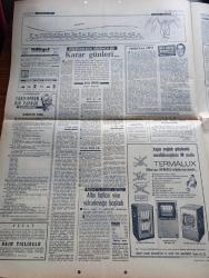 Milliyet Gazetesi - Turkish Newspaper - 22 Kasım 1967 - Ne oluyor ne olabilir yazan Abdi İpekçi Başmakale - Yunanistan yatıştırma politikası güdüyor - Mehmet Ali Birand Atina'dan bildiriyor - Atina cevap yerine görüşme teklifi etti - Yunan sınırında devriye gezen ve gözetleme yapan kuvvetlerimize ait araçlar fotoğraf - Fazıl Küçük Kıbrıs anavatanı dört gözle bekliyor - Başbakan Süleyman Demirel genelkurmay Başkanı Tural ile görüştü - pilotlar uçak içinde nöbette fotoğraf - bayrak radyosuna göre Kıbrıs'ta yine çarpışmalar oldu - Kıbrıs'a giren tek Türk gazetecisi Sami Kohen Lefkoşa'dan bildiriyor - gençlik Bugün savaş isteme mitingi yapıyor - suya sabuna dokunarak yazan Metin Toker - karar günleri yazan Orhan Erkanlı - Atletico Madrid'in Milyoner Başkanı Calderon fotoğraf - Göztepe ile maç yapmak için gelen Atletico Madrid'li futbolcuların güzel eşleri fotoğraf - Avrupa fuar şehirleri kupası ikinci tur eleme maçı - Göztepe Atletico Madrid - Göztepe antrenörü Adnan Süvari - Galatasaray