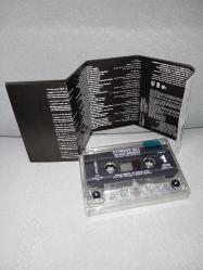 Kaset Cypress hill black sunday hiphop albüm. Orijinal 1994 baskı. Sorunsuz çalışıyor. Kartonet tertemiz koleksiyonluk