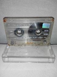 Kaset Müslüm Gürses Gitme albümü. orijinal kartoneti yok. baştan sona dinlendi bazı şarkılarda dalgalanma var.