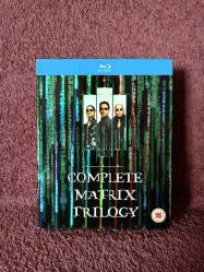 THE COMPLETE MATRIX TRILOGY. EVDE SİNEMANIN ZEVKİNE BLU-RAY DİSK İLE VARIN.