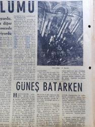 Dünya Atatürk Gazetesi - Turkish Newspaper - 10 Kasım 1953 - Atatürk yazan Ruşen Eşref Ünaydın - Atatürk arkadaşı değerli edip Ruşen Eşref Ünaydın'a verdiği fotoğrafın altına şu satırları yazmıştır fotoğraf - Atatürk kimseyle kıyaslanamaz - muhabbet vardır merhamet yoktur - ölüm Allah'ın emri ayrılık olmasaydı - Kadere meydan okuyan adam Atatürk - Atatürk'ün hastalığı ve ölümü yazan doktor Asım Arar - 1938 yılının 10 kasım'ı  fotoğraf - Atatürk'ün hastalığının seyri - Anıtkabir'e götürülürken yazan profesör H. Nimetullah Öztürk - Atatürk'ün bütün cihana hitaben söylenmesini istediği nutuk anlatan Şükrü Kaya yazan Yekta Ragıp Önen - inkılapçı Atatürk yazan Cemal Çelebioğlu - Atatürk Şükrü Kaya ve Kazım Özalp ile birlikte - Anıtkabir yalnız Atatürk için yapıldı konuşan Necdet Evliyagil - Anıtkabir'in umumi görünüşü fotoğraf - Anıtkabir inşaatı 1/1000 mikyasında yapılmıştır kroki - Anıtkabir'in bulunduğu Rasadtepe fotoğraf - Anıtkabir'de nöbetçi kuleleri fotoğraf - Sabiha Gürayman foto