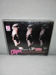 Cd Alpay senin için albümü. Orijinal 1991 pembe bandrollü dönem baskı albüm. Disk 10 üzerinden 9,5 çok iyi durumda sorunsuz çalışıyor koleksiyonluk