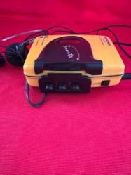 Retro Popart sarı renk FM radyolu walkman