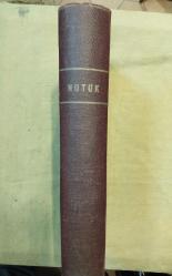NUTUK, OSMANLICA 1927 BASKILI NUTUK. 8 adet haritalı, MUSTAFA KEMAL ATATÜRK tarafından kaleme alınmıştır. Kitap 1927 yılında Türk Teyyare Cemiyeti tarafından [ANKARA] yayınlanmıştır. 543 sayfadır. Sayfa bilgisi 543 olarak belirtilmiştir. OSMANLICA 1927 BASKILI NUTUK. 8 adet haritalı, eser Osmanlıca dilindedir. 8413 Seri Numaralıdır.