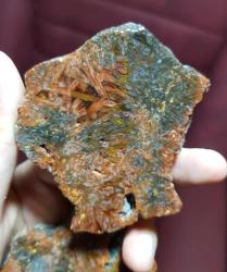 Yoğun Kırmızı Çılgın Çubuk Akik - Enerji, Tutku ve Koruma İçin, Sergileme Parçası - Ağırlık: 172g - Benzersiz Koleksiyonluk Hediyelik Nadir