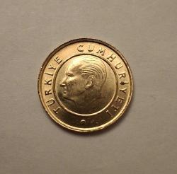 562 // 1 Kuruş 2018 çil