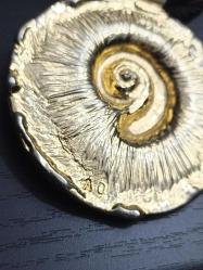 Yves Saint Laurent Madalyon/Kolye Ucu