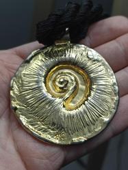 Yves Saint Laurent Madalyon/Kolye Ucu