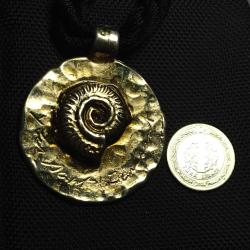 Yves Saint Laurent Madalyon/Kolye Ucu