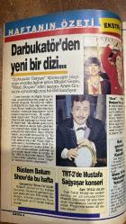 SABAH TV FİLM GUİDE MODERN TV REHBERİ DERGİSİ - 16/22 OCAK 1993 -  PEKER AÇIKALIN - PELİN KÖRMÜKÇÜ - FULYA KUMCU - HÜLYA ERÇEL - KEL BEHZAT - CEMİL - HASAN BEY - GÜLNİHAL ZERAFET - NİLÜFER AÇIKALIN - GÜLCE ŞEREN - GÜLİZAR ŞENKAL - AKİF POROY - DURAN ÇAKMAK - NECLA SİREL - FARUK BEŞER - HALUK YAŞAR - SELMA KURTUL - İPEK SINGER - GÖNÜL YAZAR - MERAL ÖNERLİ - MUALLA OKTAY - PARLA ŞENOL - HALİT AKÇATEPE - KAHRAMAN KIRAL - REFİA ÇETİNTÜRK - YALÇIN PEKŞEN - RAMİDA ATAMER - RIDVAN DİLMEN - DİLEK DİLMEN - RIZA ÇALIMBAY - LEYLA ÇALIMBAY - GÖKHAN KESKİN - FIGEN KESKİN - ALİ GÜLTİKEN - NAZAN GÜLTİKEN - SEMİH YUVAKURAN - AYCAN YUVAKURAN - SERCAN GÖRGÜLÜ - SEVİL GÖRGÜLÜ - FERİDE GÜRŞEN - NURAY FİNANCIOĞLU - DEMET GÜRAL - AYLIN ÖCAL - MÜJDAT GEZEN - AYŞEN GRUDA - TÜRKER İNANOĞLU - MUAMMER KARACA - RÜSTEM BATUM - KAHRAMAN SADIKOĞLU - SUMRU YAVRUCUK - ERDAL ATABEK - MUSTAFA SAĞYAŞAR - UĞUR ŞİMŞEK - ERDAL ÖZYAĞCILAR - UMUR BUGAY - MİNE ŞENHUY - SALİH KALYON - AYKUT ORAY - ERCAN YAZGAN - EMİN D-48 SAYFA