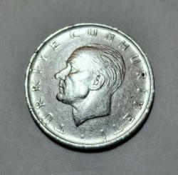 595// 1 Lira 1968