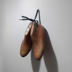 Vintage, koleksiyonluk eski ahşap ayakkabı kalıbı