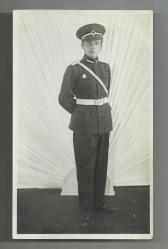 İSTİKLAL MADALYALI GENÇ SUBAY FOTOĞRAFI...