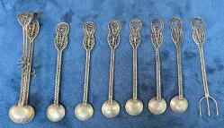 10 cm Boyunda Sapı Telkari Turistik Osmanlı Çay Kaşığı Seti, Şeker Maşası ve Limon Çatalı, Gümüş Değildir