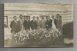 İZMİR 29 EKİM 1933 ÇİÇEK GİBİ BEYLERİN FOTOĞRAFI...