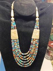 K5---FİL DESENLİ EL YAPIMI KEMİK VE BONCUK KOLYE