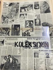 HAFTASONU GAZETESİ GAZETESİ DOĞUM GÜNÜ GAZETESİ (TURKİSH NEWSPAPER) - 19 KASIM 1976 -Farah Pehlevi - Hülya Koçyiğit - Selim Soydan - Gülşah - Bülent Ecevit - Emel Sayın - Osman Karvan - Muazzez Abacı - Hasan Heybetli - Öztürk Serengil - Brigitte Bardot - İnci Sarlı - Hilmi Çoşkun - Afyer Güvender - Erol Simavi -Tijen Par - Yaşlı Şirin - Genç Şirin - Eflatun Nuri - Sabiko - Nübler - Türker İnanoğlu - Jale Altuğ - Metin Serezli - Adnan Şenses - Erol Evgin -Farah intihara teşebbüs etti - Ve Hülya boyun eğdi - Gülşah’sız ve Selim’siz yapamam - Yuvamdan uzak yaşayamayacağımı anladım - İkinizin de yanımda olmasını istiyorum - İşte öpülecek dudaklar - Ünlü jönlerin gözünde her biri ateş parçası - Bu dudakların üstünlüğü tartışılmaz - Sesin güzel, dudağının güzelliğinden geliyor - Coca-Cola meşrubat kapaklarıyla kupa sahibi olurken takımların posterlerini tamamlarken kazanın - Aksilikler peş peşe geliyor - Üzerinde nazar var - Bugün bize yarın size - Sosyeteyi atlattılar - Öztürk Serengil ve 3