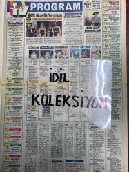 HÜRRİYET 2 GAZETESİ GAZETESİ DOĞUM GÜNÜ GAZETESİ (TURKİSH NEWSPAPER) - 20 TEMMUZ 1994 -Ahmet Hattat - Hüseyin Keten - Metin Sertoglu - Oğuz - Dr. Günöz Tezmen - Dr. Muhemmet Nejad - Ali Şimşek - Ayla Selvi - Serap Sapaz - Hasan Eylen - Karen - Bülent Bilgiç - Erkan Eker - Tomris Ovali - Tarık Tarcan - Kerim Aydın Erdem - Ayşe Tütülay - Sandra Dee - Robert Culp Hattat Çankaya Oteli’ni savundu - Belediye Meclisi’nde tartışma - Dayakçıya soruşturma - Sibel patlamaya hazır - Çalıntı tüfekle kaçak avlanırken yakalandılar - Felçli Oğuz evden atıldı - Güzel gelişmeler - İdrar yolu iltihapları - Cinsel soğukluğun çözümü - Onu unutamıyorum - Mahalle kavgası - Çamkoru karavan turizmine açılıyor - Keçiören’de pazar kavgası - Hattat otelini savundu - Ankara’nın silueti yok - KKTC Güzellik Yarışması - Sıcağı sıcağına dehşet görüntüler - Binbir Surat pembe dizi gibi - Televizyonumuz 22 yaşında - Yaşgünü eğlencesi - İlk günden bir demet - Buz üstünde 5 sıcak gün - Zengin olsaydım - Ersin’den al haber