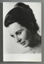 FATMA GİRİK GENÇ YAŞLARINDAN BİR FOTOĞRAFI...