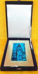 EL YAPIMI GECE KARANLIĞINDA GALATA KULESİ ÇİNİ RESİM , MAVİ RENKLİ KADİFE KUTUSUNDA