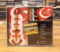 GRUP BİR BAŞKA MELODİ VATAN TÜRK MİLLETİ CD BURAK ALMANYA BASKI JELATİNLİ