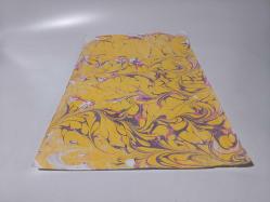 Ebru Sanatı - El İşi Ebru - Çiçek Desenli - Duvar Dekoru - Sanatçı: Muhammed Aydın - 2013 Tarihli - 50 cm x 35 cm - Sarı - Mor Ton