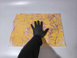 Ebru Sanatı - El İşi Ebru - Çiçek Desenli - Duvar Dekoru - Sanatçı: Muhammed Aydın - 2013 Tarihli - 50 cm x 35 cm - Sarı - Mor Ton