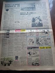 Ulus Gazetesi - Turkish Newspaper - 18 Eylül 1961 - Dört tane büyük hata yazan Cihat Baban Başmakale - Adnan Menderes'in cezası infaz edildi - yüksek adalet divanının Adnan Menderes hakkında verdiği karar Dün infaz edildi fotoğraf - yassıadadan nakiller başlıyor - mahkum milletvekilleri Kayseri diğerleri Adana cezaevine sevk edilecek - Kuzey Irak'ta bulunan kürtler isyan etti - Adnan Menderes son muayenede tamamen iyiydi - Adnan Menderesi muayeneyi ordinaryus Profesör Sedat Tavat Doktor Nevzat Yeğinsu  ve altı arkadaşı yaptı - eski ulaştırma bakanlarından Şükrü koçak öldü - tarafsızlar ve Birleşmiş Milletler yazan Ahmet Şükrü Esmer - katangalı askerler Avrupalı komutanlarına karşı isyan etti - Batı Almanya'da genel seçimler Dün yapıldı - Bilginler nükleer denemeleri istemiyorlar - Galatasaray dünde izmirspor'a puan verdi - Fenerbahçe dün de gençlerbirliği'ni yendi fotoğraf - Beşiktaş 2. Yenilgiyi karagümrükten aldı - Metin Oktay'ın yeni takımı palermo catania ile berabere kaldı