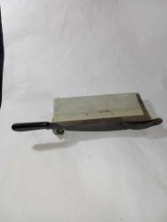 ESKİ DONEM GİYOTİN MAKAS FOTOĞRAF İCİN UYGUN