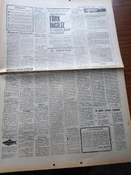 Akşam Gazetesi - Turkish Newspaper - 16 Temmuz 1969 - Ay yolculuğu başlıyor - Armstrong Collins ve Aldrin fotoğraf - ilk günün çalışma programı - Apollo 11'in 8 günlük Ay'a gidiş dönüş programı - Wernher Von Braun Luna 15 Aydan Toprak getirebilir dedi - astronotların hareketten önce son sözleri verilen vazifeyi yaparız - Başbakan Süleyman Demirel'in annesi Ümmühan Demirel iki gelini Nazmiye ve Sezen Demirel ile fotoğraf - Süleyman Demirel turizm için bacasız fabrika dedi - Kaan'ın maceraları Tung Hay'ın öcü yazan ve çizen Abdullah Turhan - Nehar Tüblek'in fırçasından - Kayseri olayları üzerine yazan Malatya milletvekili Şaban Erik - Ay'a giderken yazan Çetin Altan -  Fenerbahçe başkanı Faruk Ilgaz politika spor'dan çok daha kolaymış dedi - gazinocular şimdi de futbolcu avına çıktı fotoğraf - Fenerbahçe ile ihtilafa düşünce Nunweiller'e Beşiktaş talip oldu - İonescu yüzünden Fenerbahçe karıştı - galatasaraylılar pazar günü Avrupa'ya gidiyor - altılı ganyan 70.915 lira verdi