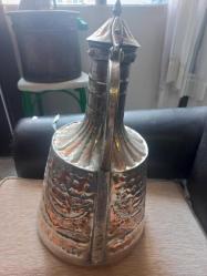 Afaki boy İşlemeli  doğma bakır güğüm Süper durumda üü  50 cm yüksekliğinde