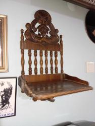 ESKİ DÖNEM AHSAP KAVUKLUK TELEFONLUK