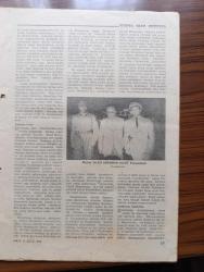 Akis Gazetesi - Turkish Newspaper - 17 Ekim 1960 - Tarihi Yassıada duruşmalarında sanıklar fotoğraf - seyrederken yazan Metin Toker Başmakale - ihtilali yapanlar irtibat bürosu önünde fotoğraf - Süreyya Ağaoğlu Gülseren Koraltan ve Ayhan Timurtaş fotoğraf - düşük avukatları dolmabahçe'de fotoğraf - Yassıada'da mahkeme salonunda oturma planı - Celal Bayar yemek yiyor fotoğraf - Tevfik İleri düşünüyor fotoğraf - Celal Bayar Tevkif edildikten sonra Yassıada'da fotoğraf - Adnan Menderes'in avukatları Apaydın kardeşler fotoğraf - Adnan Menderes ifadesini imzalıyor fotoğraf - Düşük Celal Bayar soruşturma kurulu önünde fotoğraf - Adnan Menderes yemek yemeye çalışıyor fotoğraf - yassıada iskan durumu kroki - Refik Koraltan kantinde fotoğraf - Celal Bayar muhafaza altında güneşleniyor fotoğraf - Hasan Polatkan - Düşük kadın milletvekilleri yatakhanede fotoğraf - Refik Koraltan okuyor fotoğraf - Ada kumandanı teftişte fotoğraf - düşükler havalanıyorlar fotoğraf - Fatin Rüştü Zorlu poz veriyor